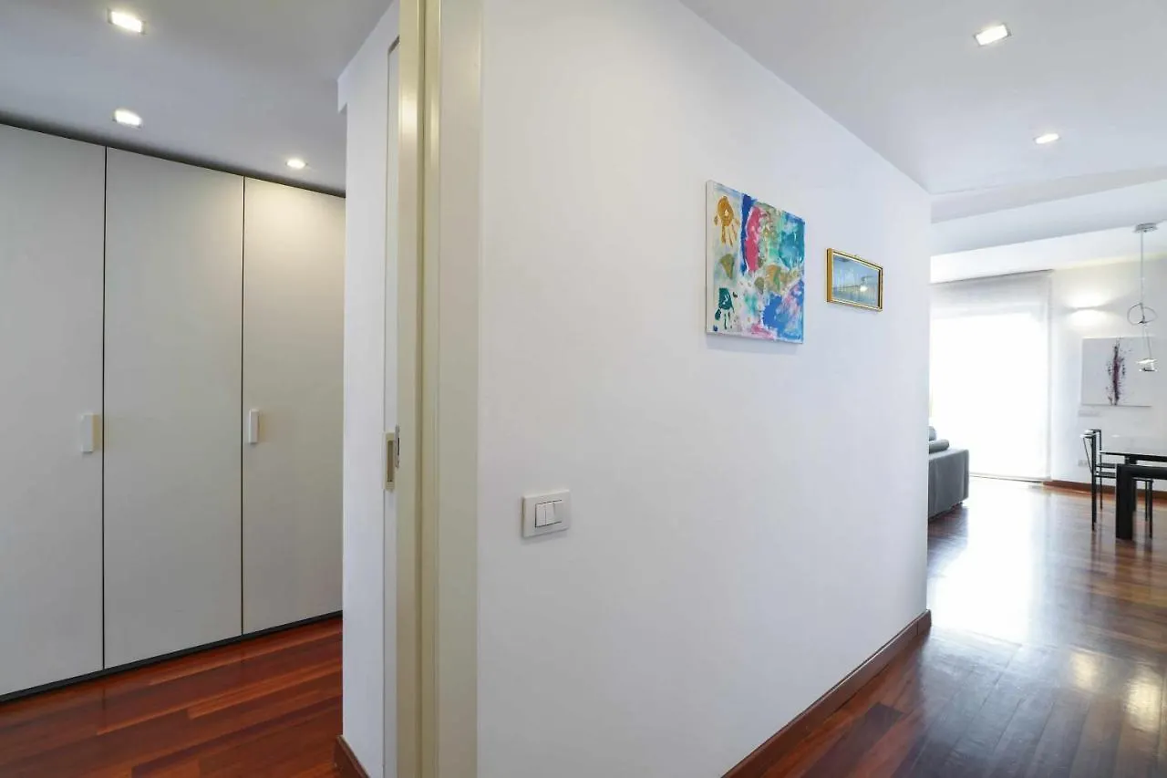 Npa20 Luxury Large Apartment In Navigli District Милан Италия