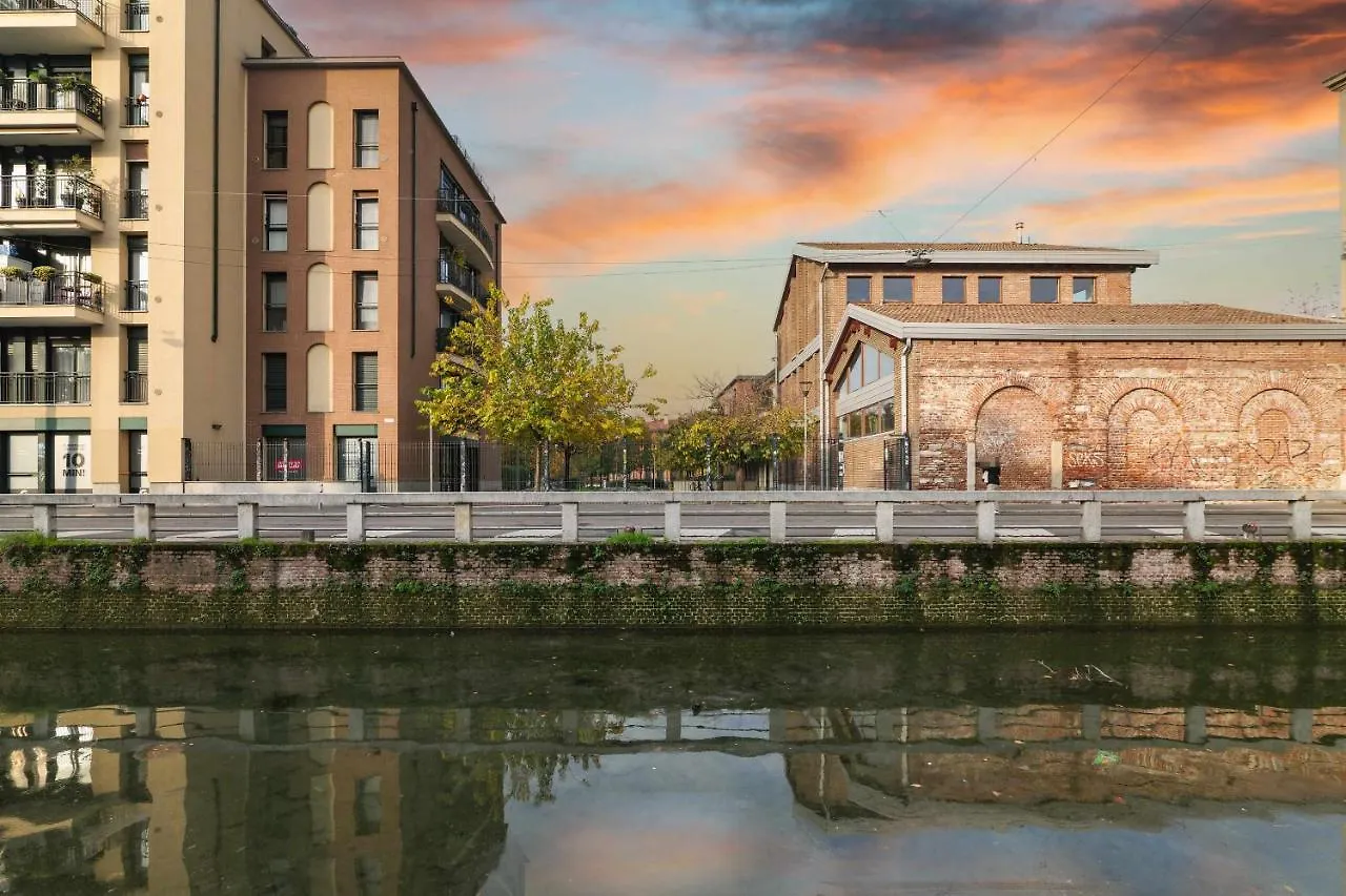 Npa20 Luxury Large Apartment In Navigli District Милан Италия