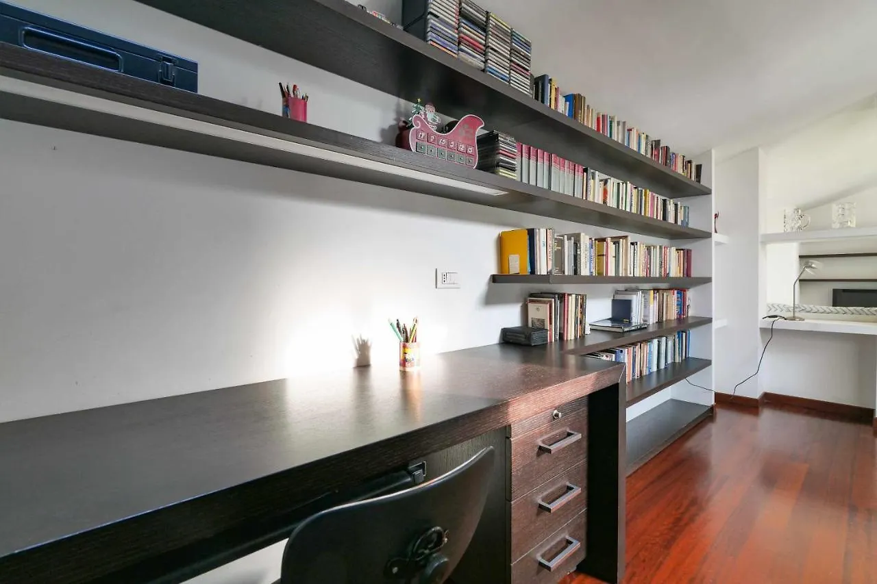 Npa20 Luxury Large Apartment In Navigli District Milan 0*,  Italy